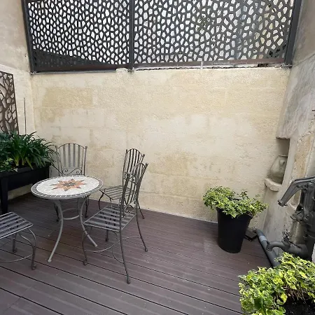דירה Beautiful T2 Hypercentre Private Courtyard